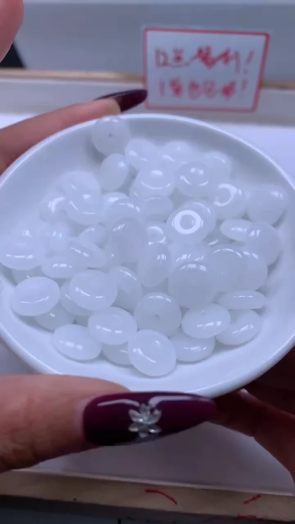 未镶嵌散珠南红玛瑙C910 荔枝冻扣子4*12mm6个6.8元