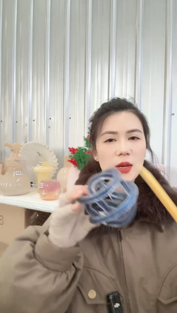 012直播玻璃花瓶