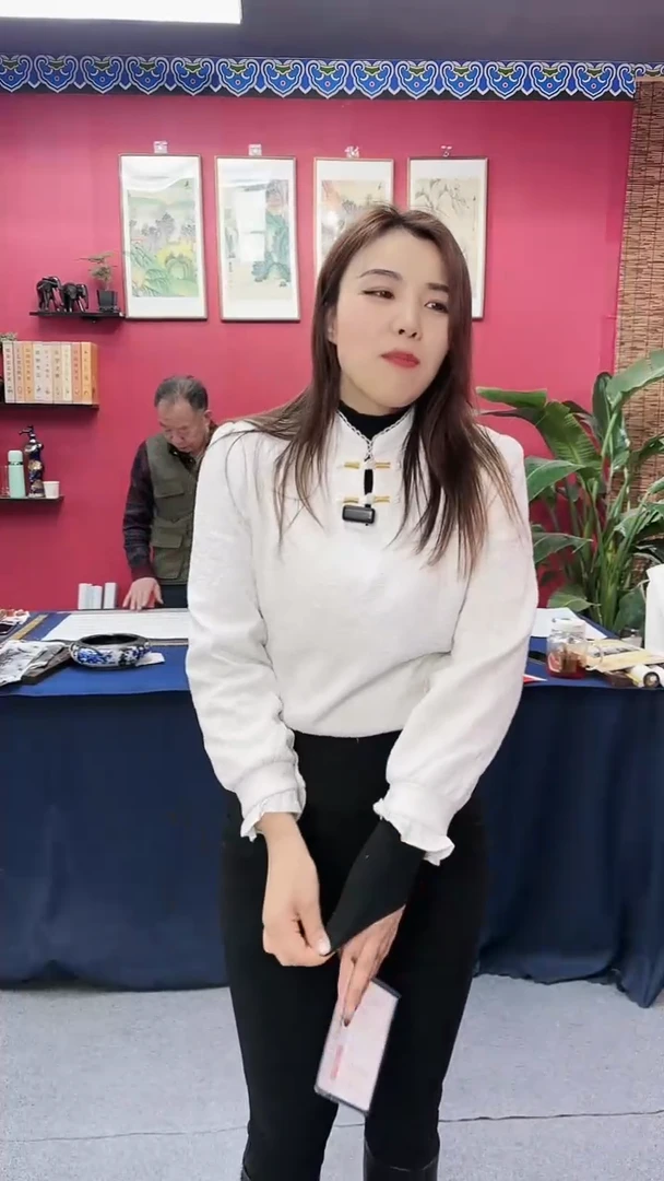 【闪购商品】书法精气神复古洒金轴马老师