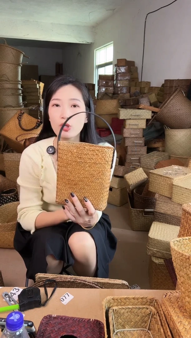 草编草编包/草编收纳盒带瑕疵