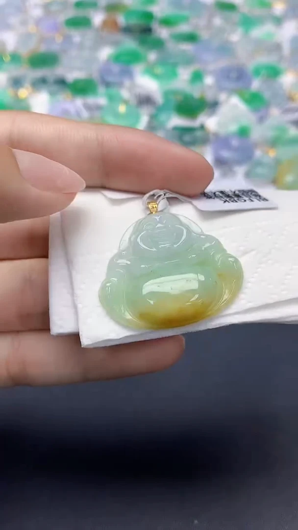 翡翠18K金镶嵌颈饰天然缅甸a货翡翠