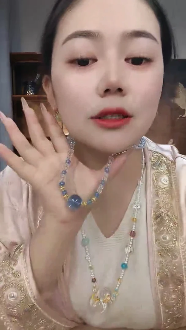 无非金属卡西百露穿搭饰品