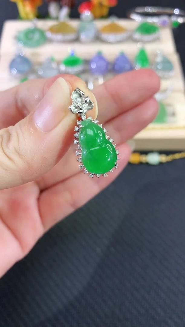 吊坠(不含链)18K金镶嵌翡翠22|2980