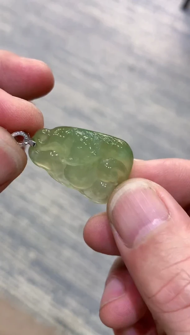 颈饰未镶嵌翡翠天然A货翡翠