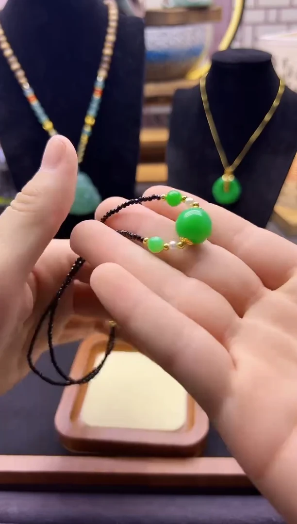 【闪购商品】翡翠颈饰14K金镶嵌X830