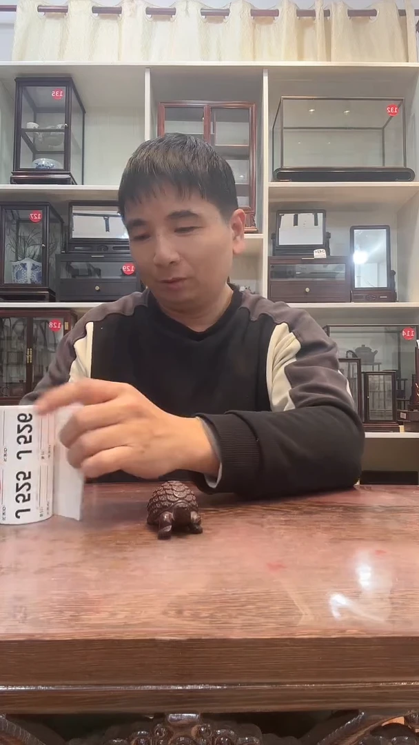 红酸枝木类比**崔金钱龟摆件521