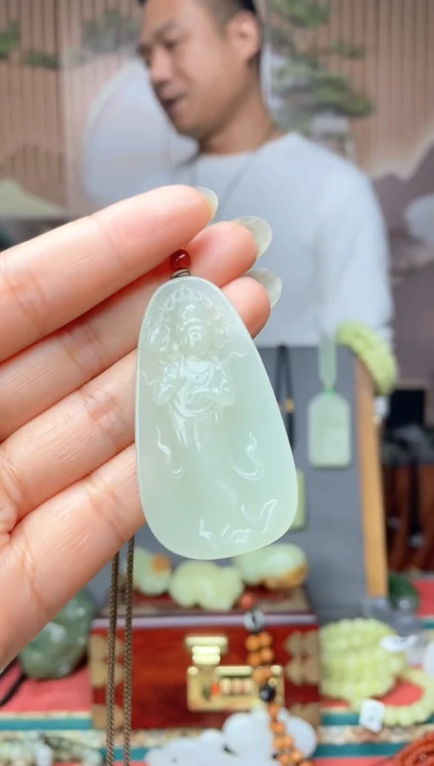 颈饰未镶嵌和田玉拍一发一