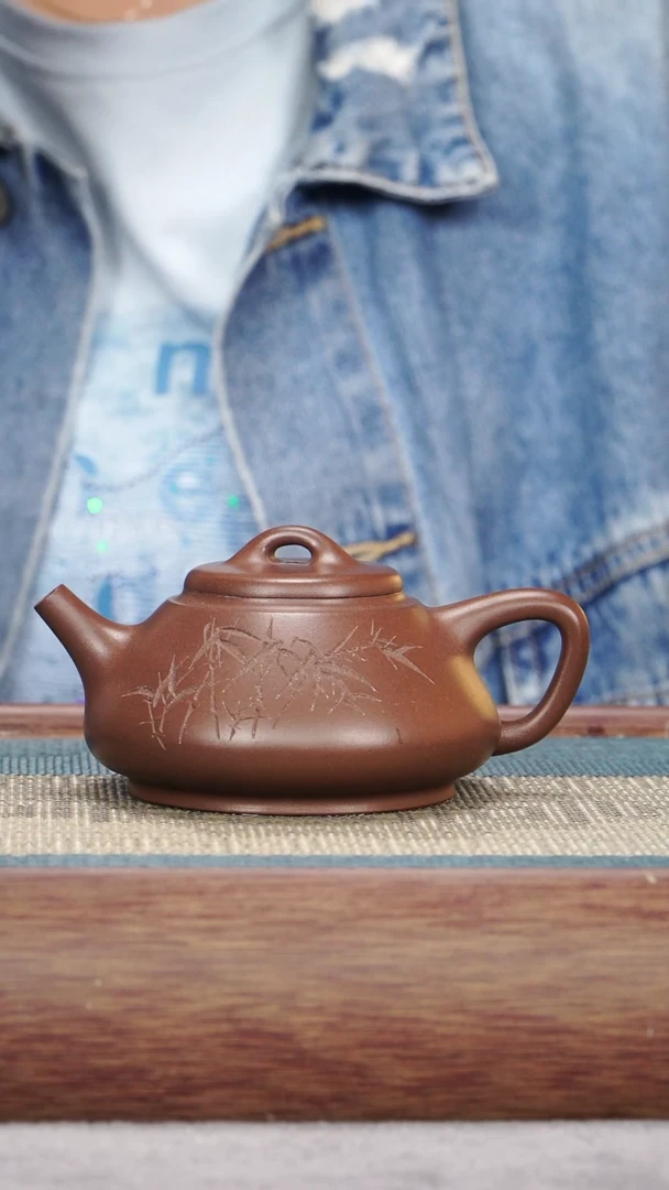 茶壶紫砂底槽青 子冶石瓢