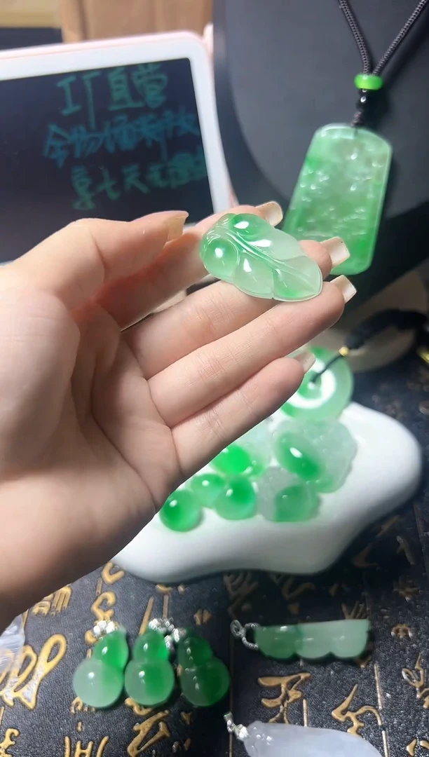 颈饰未镶嵌翡翠所见即所得，一图一物