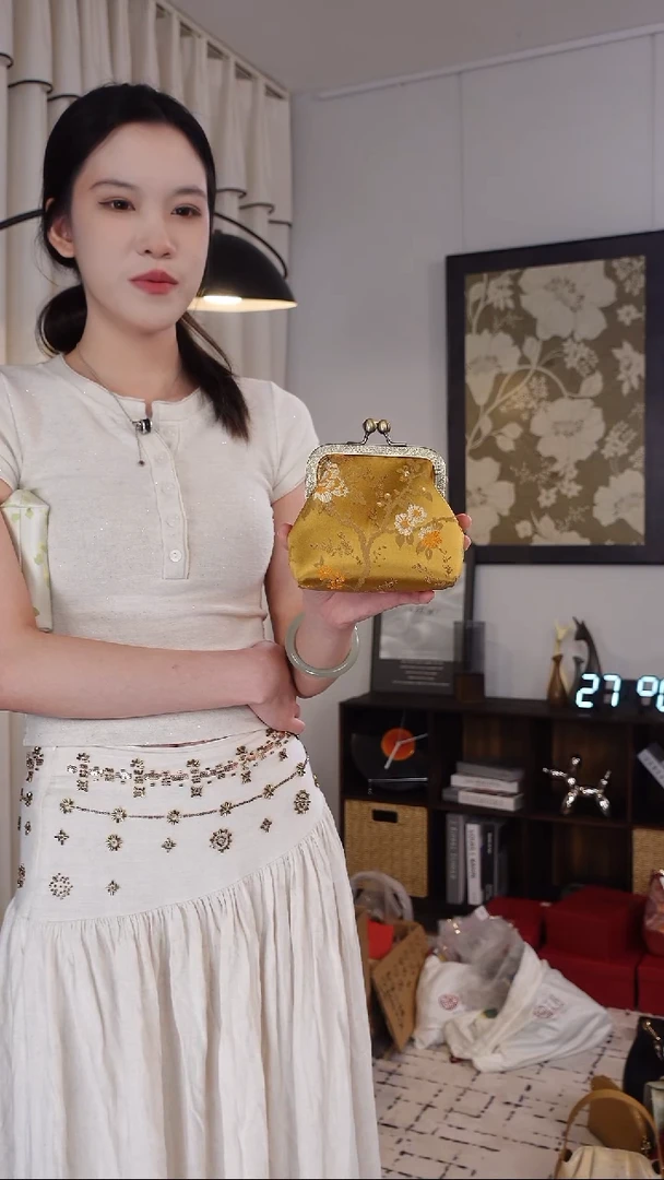 织物676  金色  小可爱包