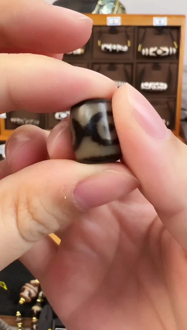 玛瑙/玉髓（覆膜）颈饰未镶嵌21（微瑕）