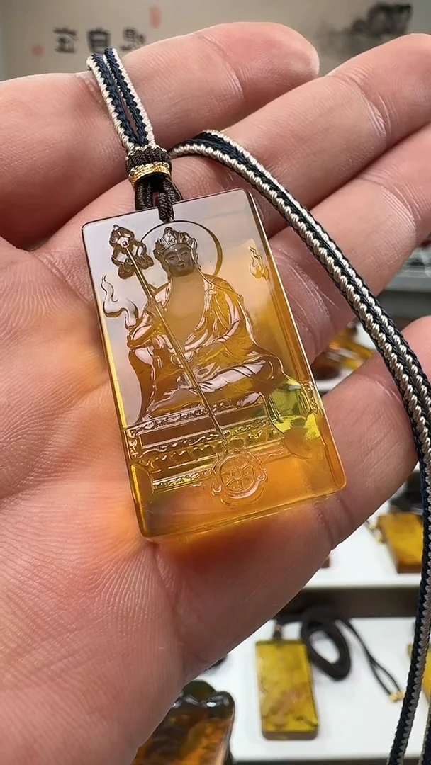 【闪购商品】琥珀吊坠(不含链)未镶嵌缅甸琥珀地藏王方牌吊坠