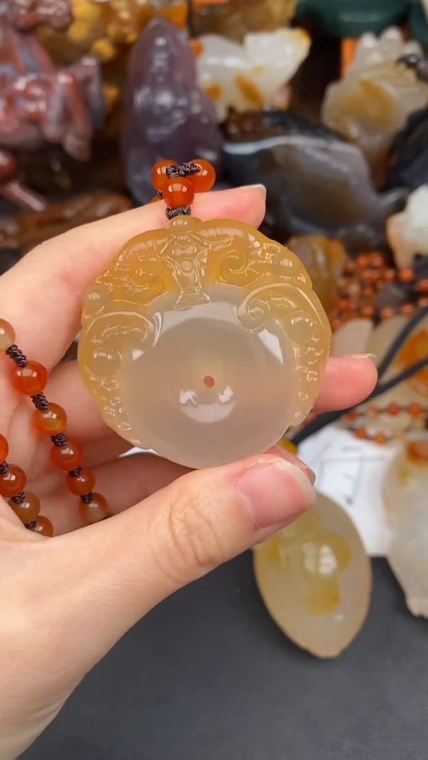 未镶嵌颈饰玛瑙/玉髓AA