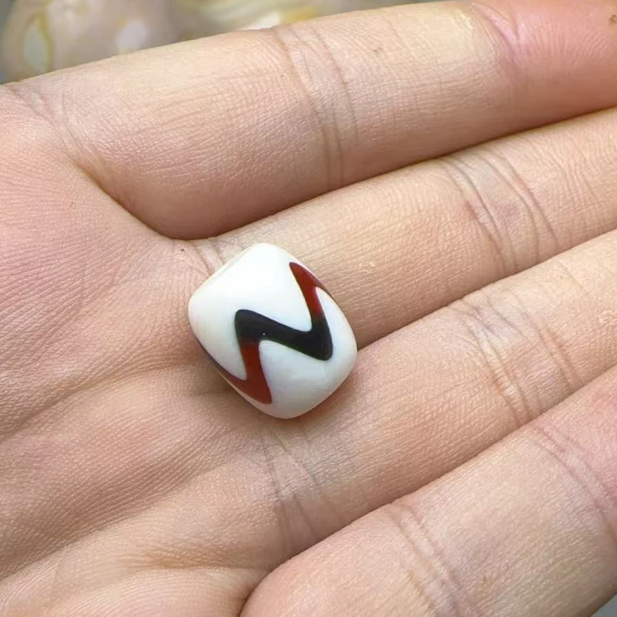 猛犸虎牙桶珠11X13单颗