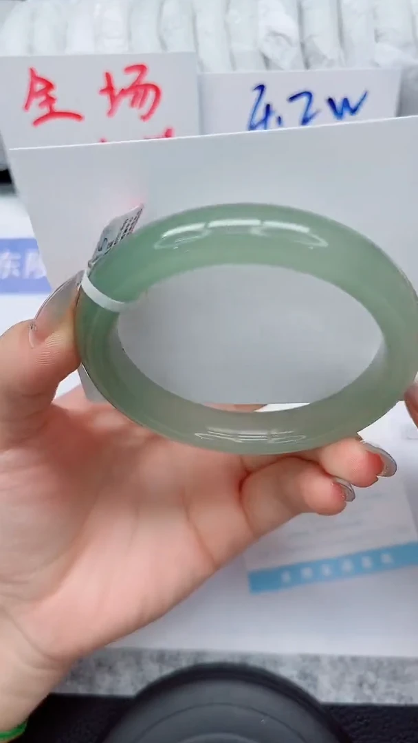 未镶嵌手镯石英质玉266-59