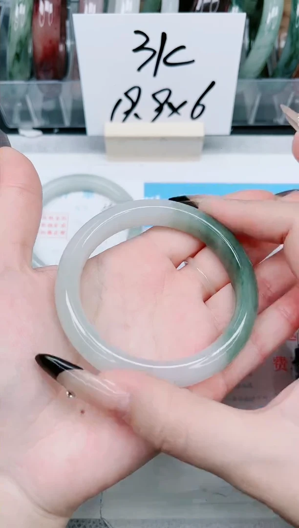 【闪购商品】石英质玉手镯未镶嵌37-58