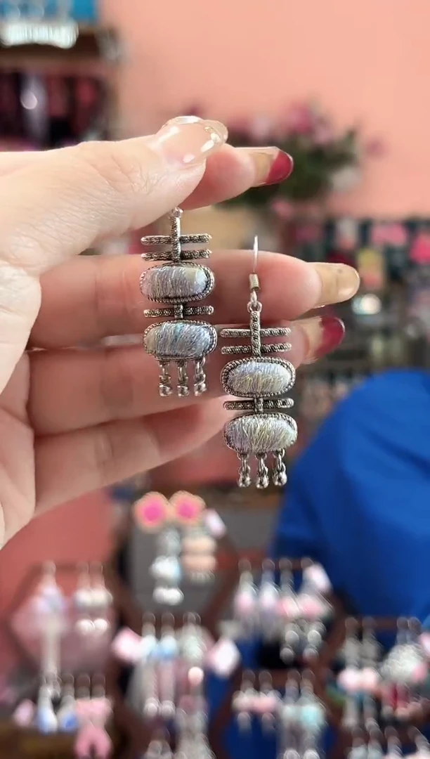 艺枝独绣手工饰品52