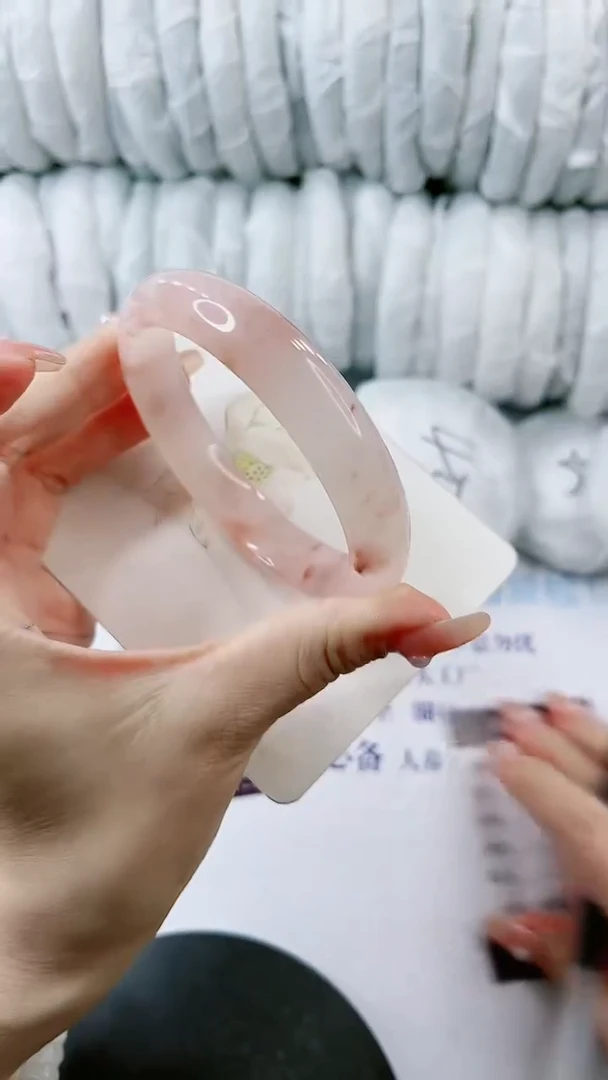 【闪购商品】石英质玉手镯未镶嵌0749951941-多样性发货