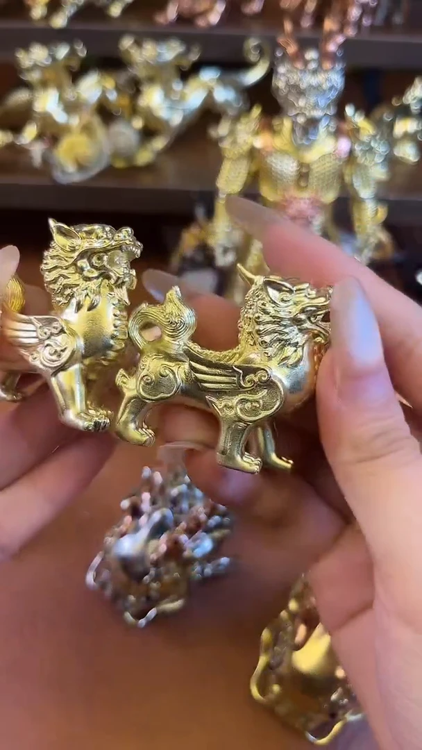 麒麟一对黄铜实心摆件