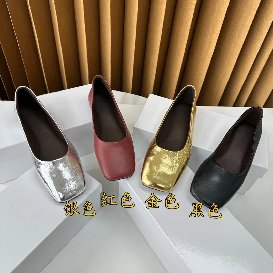 Holtone浅口女鞋羊皮黑色平底方头方跟金色一脚蹬单鞋