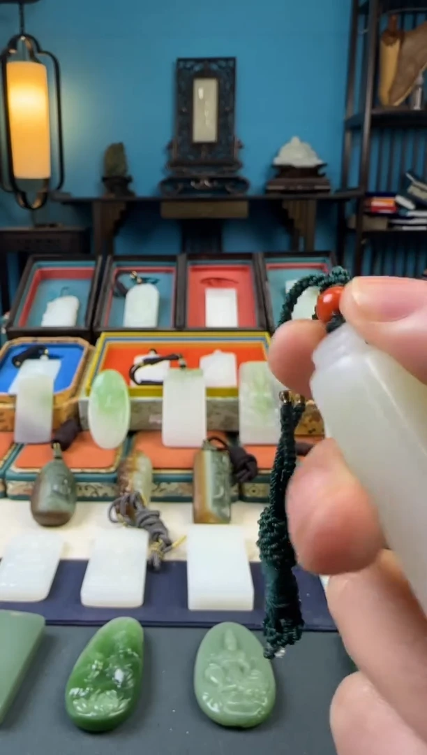 颈饰未镶嵌和田玉硬*咽1111111111