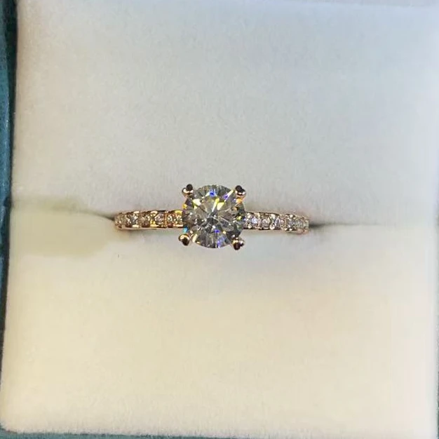 【Vivia】甄选 K枚雅典娜戒指1.0CT