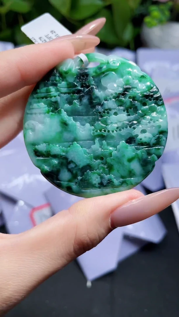 颈饰未镶嵌翡翠翡翠多样性发其一