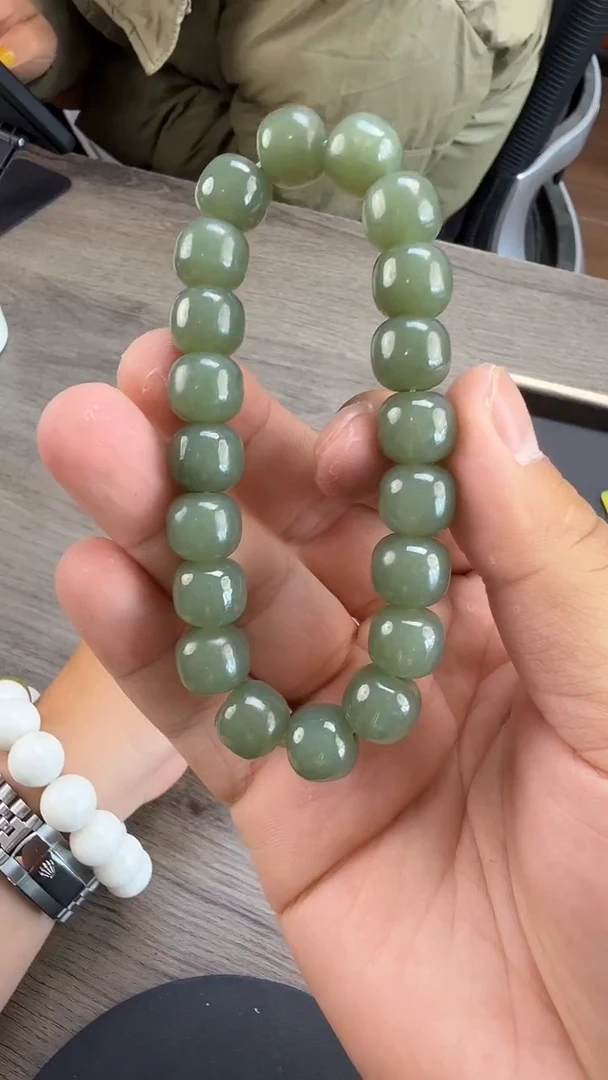 蛇纹石玉未镶嵌玉手串