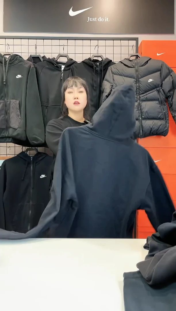 7339飞人连帽卫衣L码130斤-150斤不退换