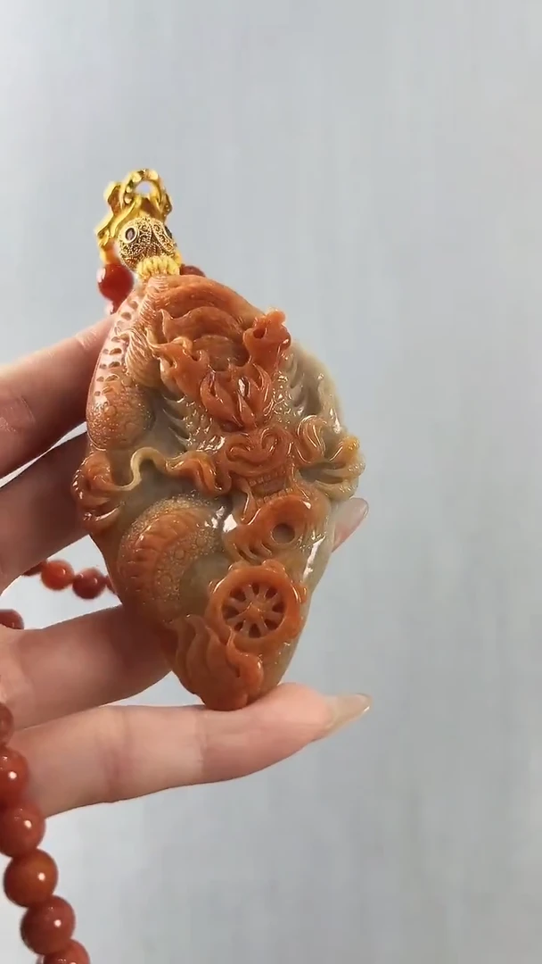 颈饰未镶嵌翡翠龙