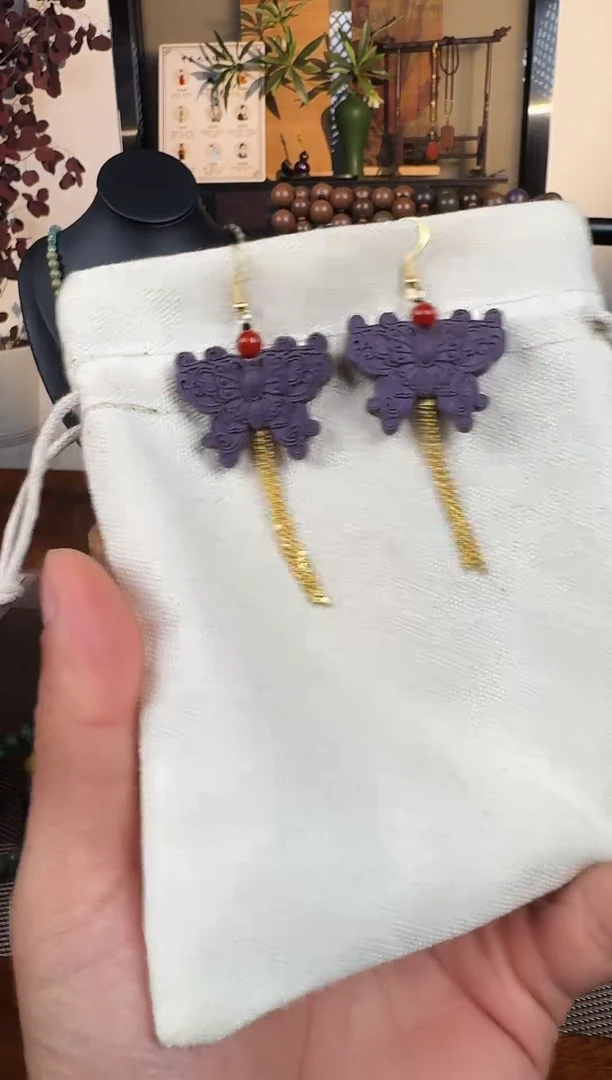 泥塑紫阙归元蝴蝶耳环