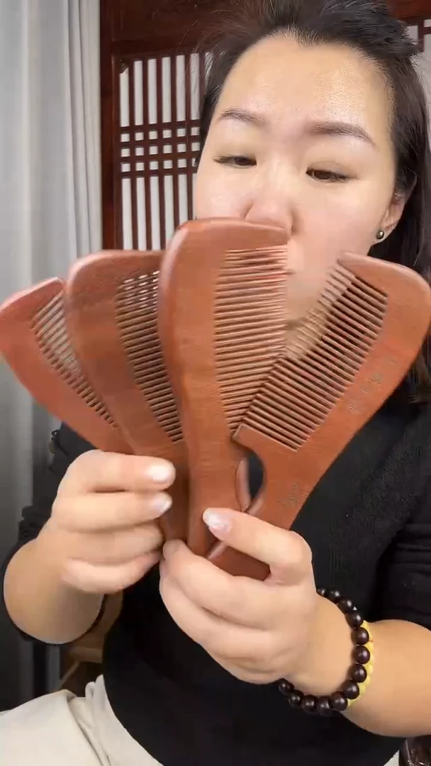 木红檀梳子红檀梳子