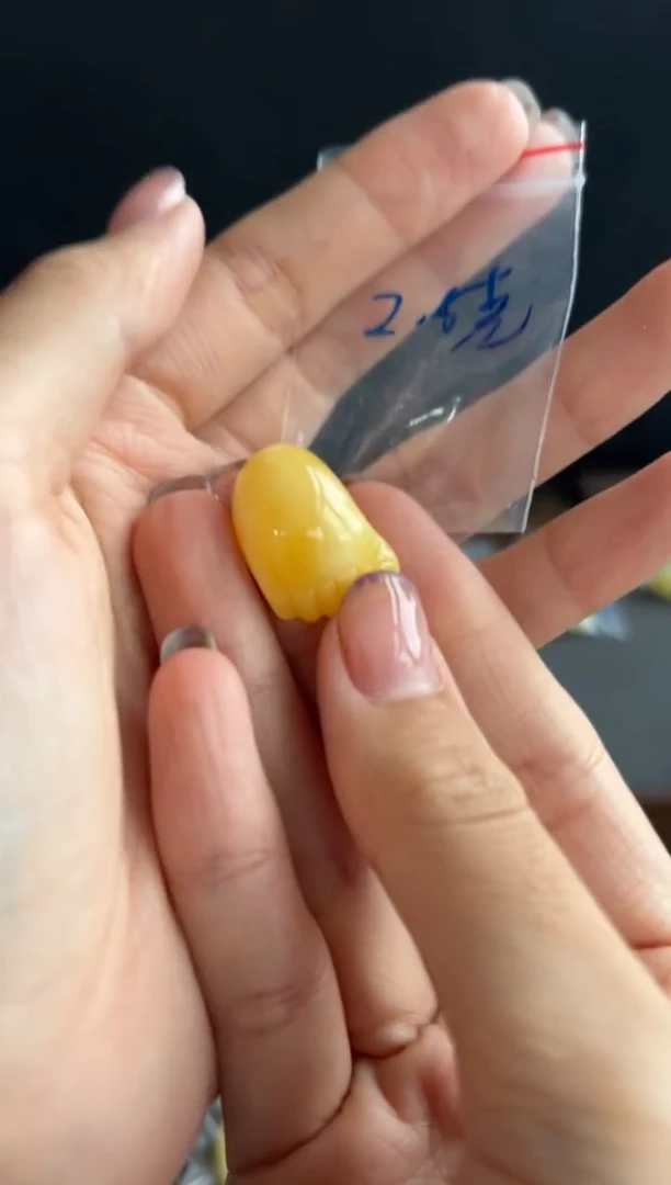 蜜蜡吊坠(不含链)未镶嵌907买断