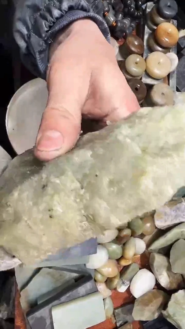 未镶嵌和田玉珠宝半成品1