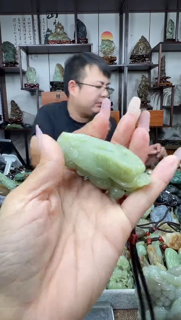 未镶嵌和田玉把件1