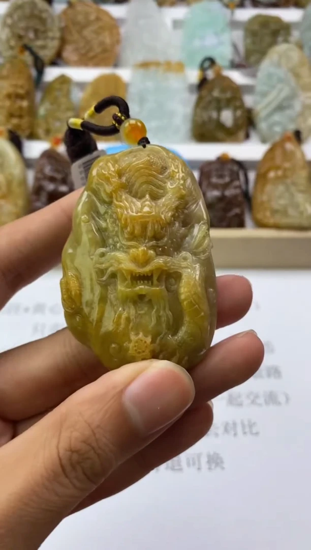 翡翠未镶嵌颈饰天然翡翠