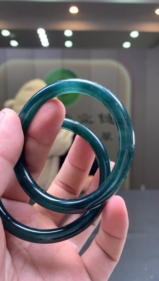 未镶嵌定制翡翠多样性发货（只发一件）*N52（52~63圈口）