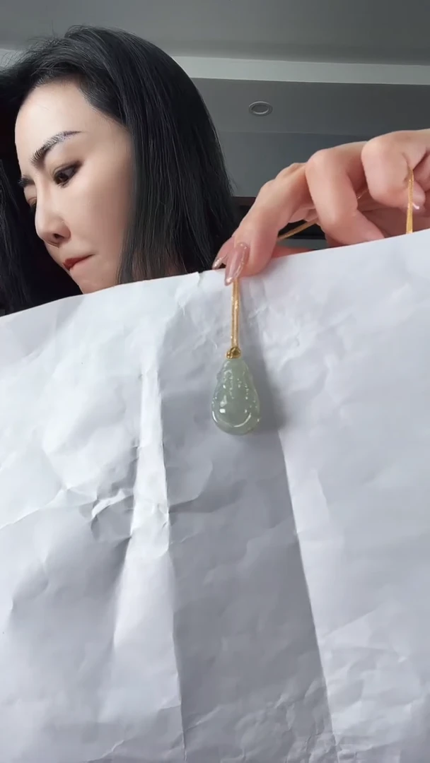【闪购商品】翡翠颈饰未镶嵌财神