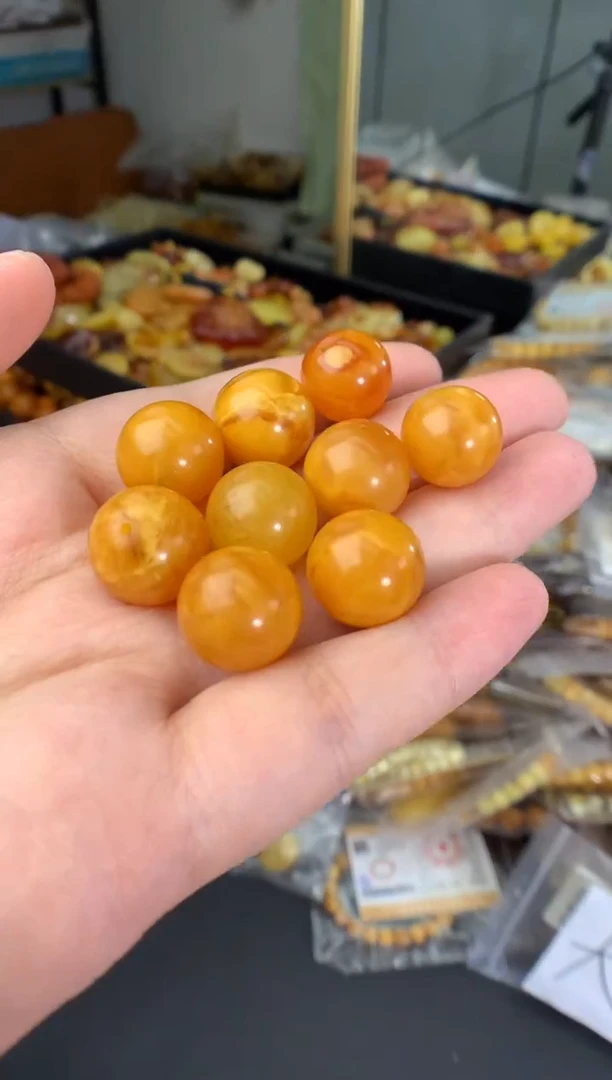 蜜蜡未镶嵌珠宝奇石多样性发一件