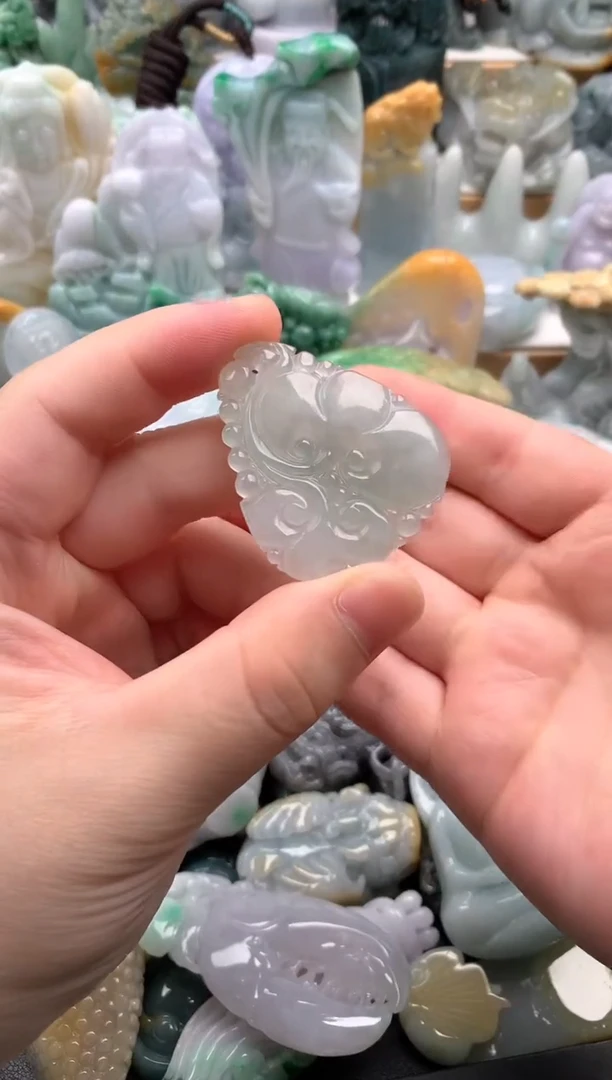 吊坠(不含链)未镶嵌翡翠1