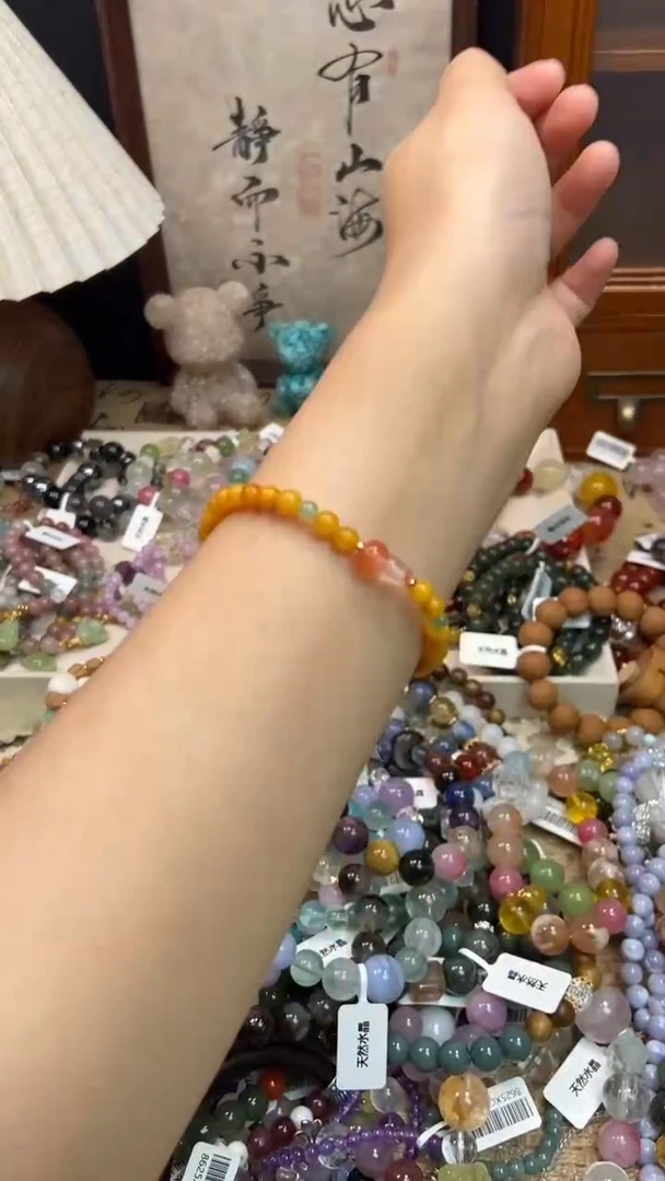 未镶嵌琥珀手饰368