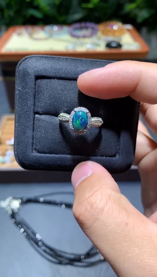 【闪购商品】欧泊戒指未镶嵌K69【所见即所得】