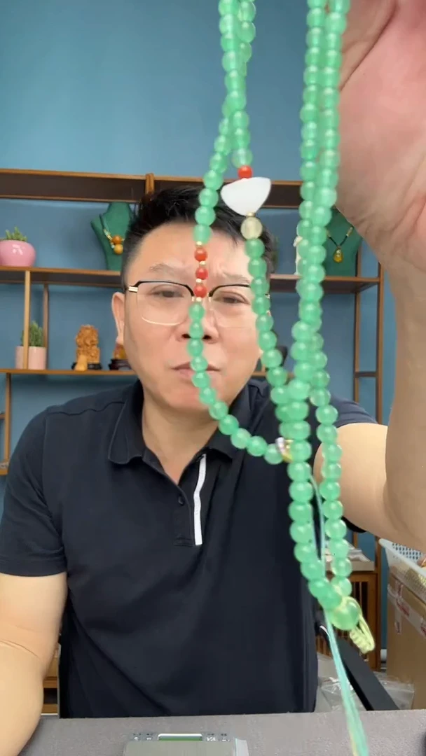未镶嵌琥珀裸石29（有瑕介意勿拍）