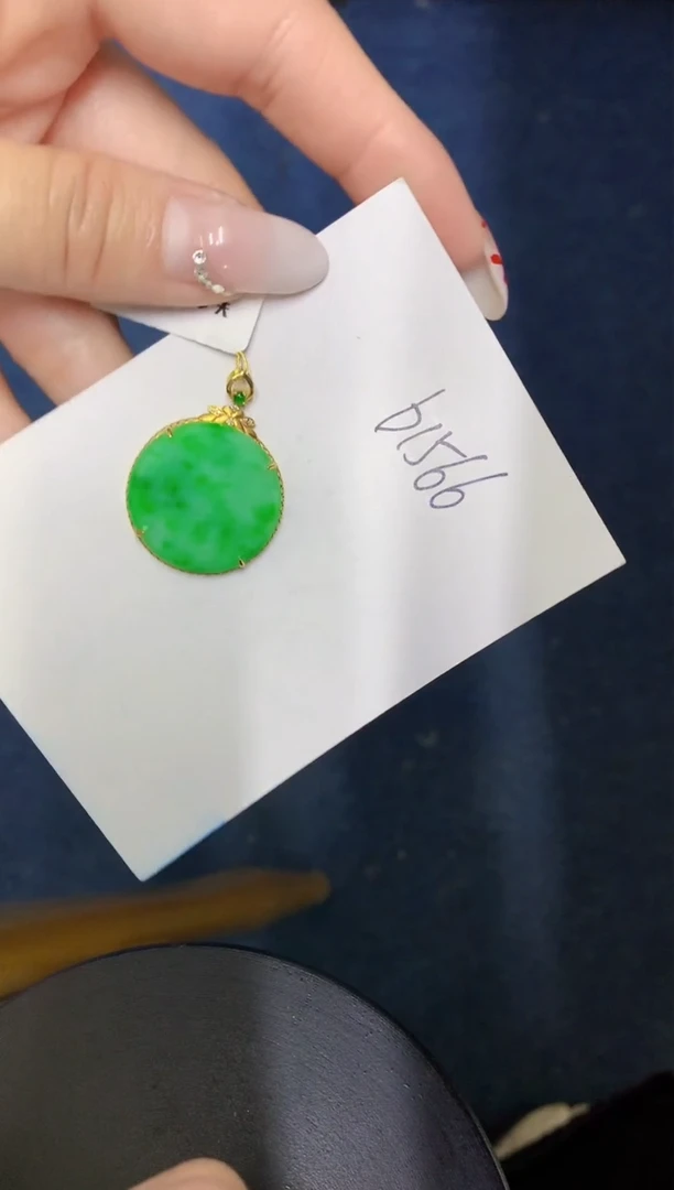 【闪购商品】翡翠颈饰18K金镶嵌0000000000