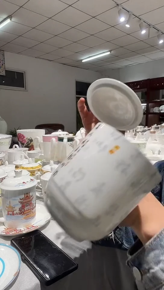 瓷盖杯隆达骨质瓷
