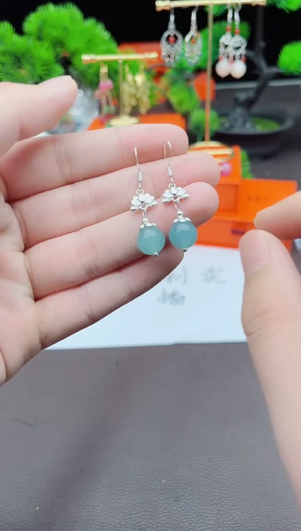 【闪购商品】玛瑙/玉髓耳钉银S925镶嵌237000