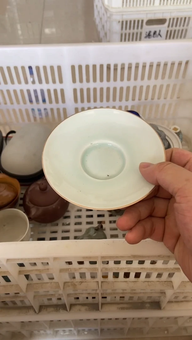 无运费险有瑕疵的摄影的产品有使用过的痕迹有点脏介意勿拍