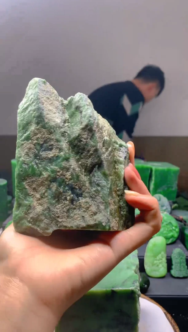 未镶嵌和田玉珠宝半成品1