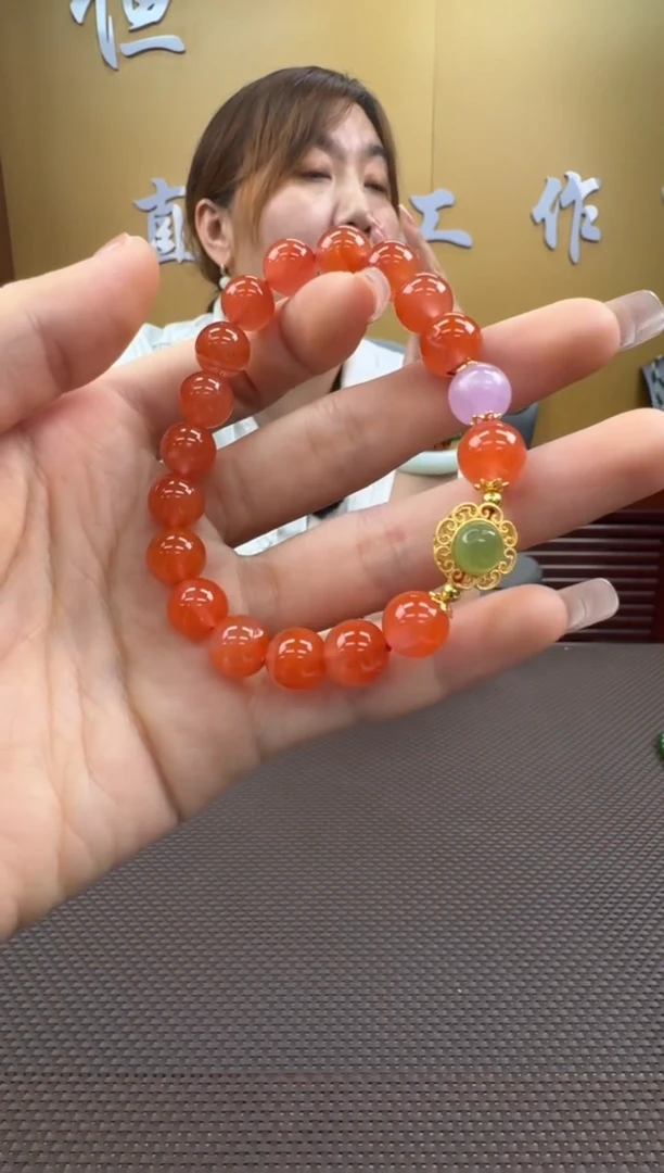 【闪购商品】玛瑙/玉髓手串未镶嵌多样性，发一9-10