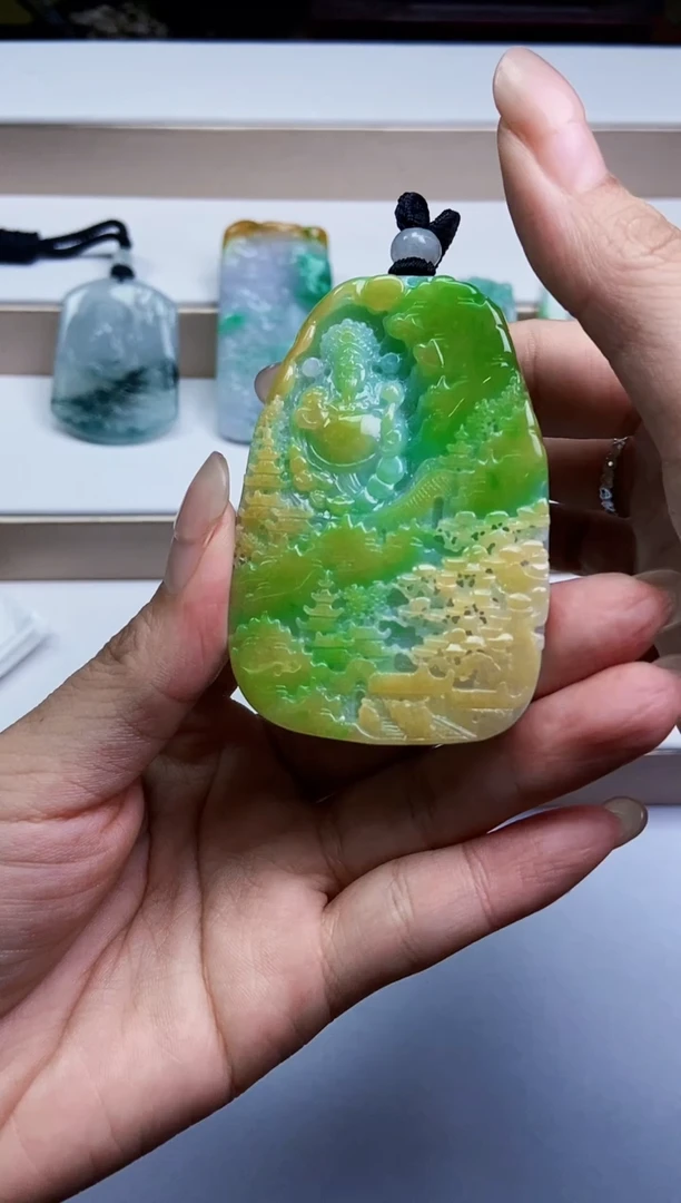 颈饰未镶嵌翡翠1